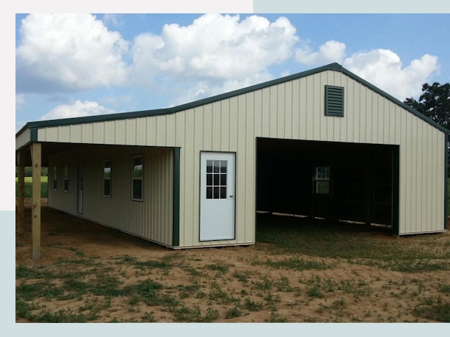 Строительство конюшен в Сарове